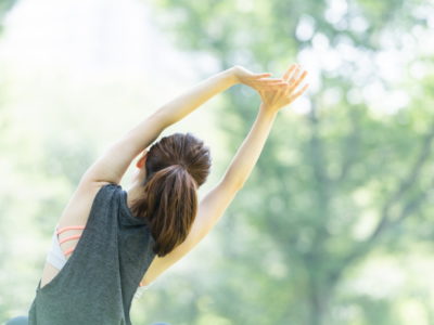 ビタミンB1－疲労回復する女性